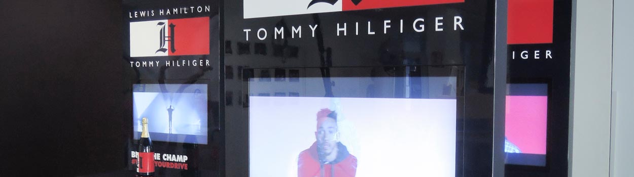 TOMMY HILFIGER | Retail Activation