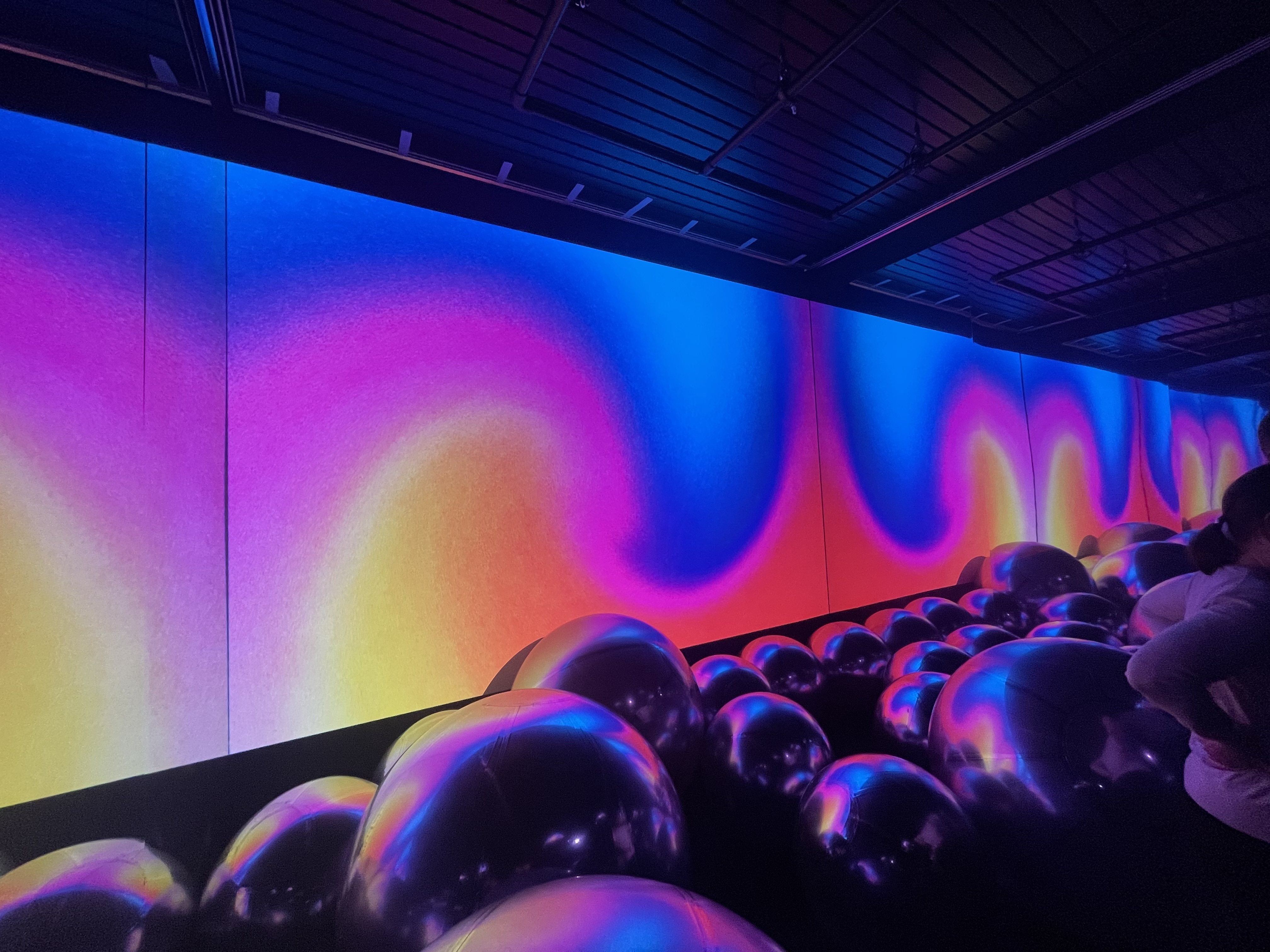 KUNSTPALAST DÜSSELDORF | SCENT TABLE