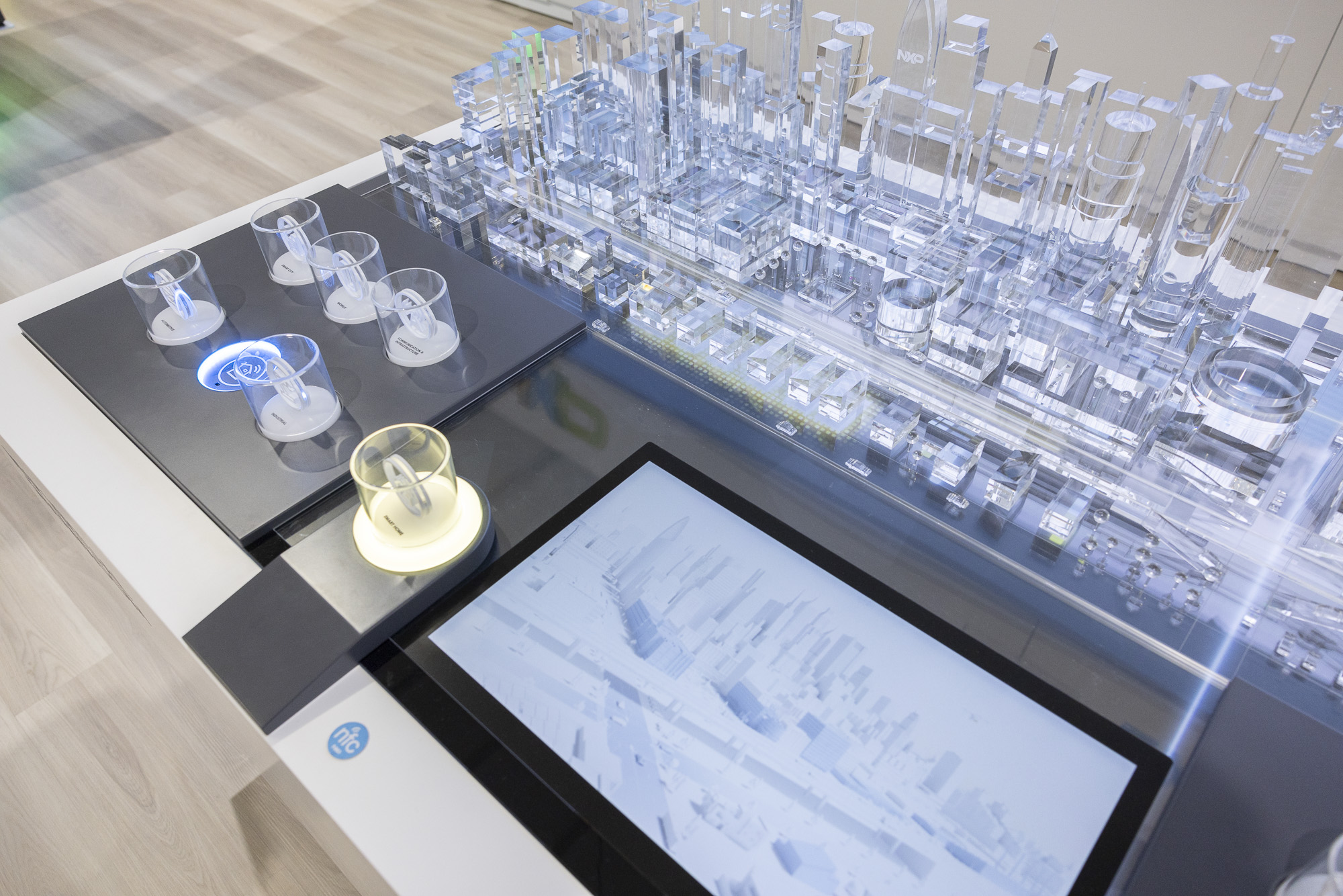 NXP | SHOWROOM EXPONAT